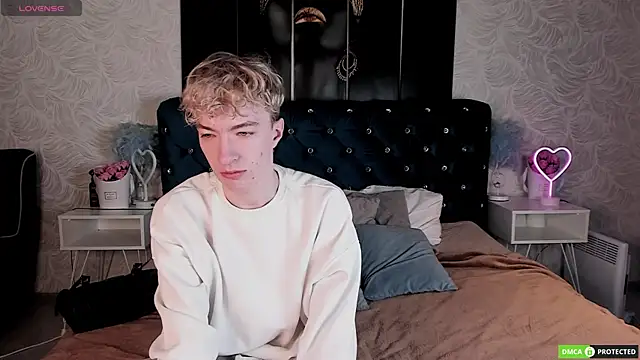 TrevorBenson online show from 25, 11, 2025