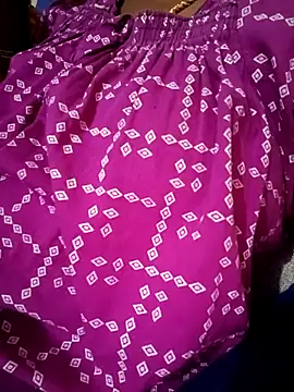 Pavitra78 online show from 11, 3, 2025