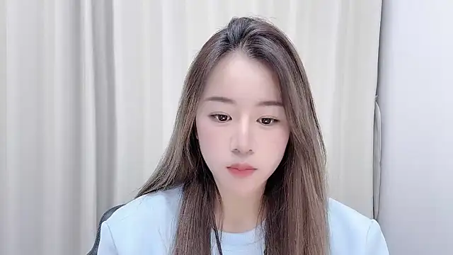 chloe-01 online show from 29, 12, 2024