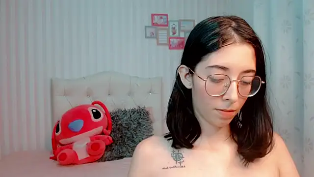 brooklove doll online show from 21, 1, 2025