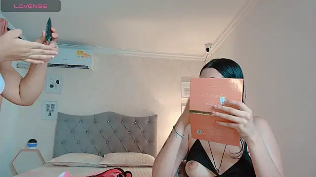 brooklove doll online show from 15, 11, 2025