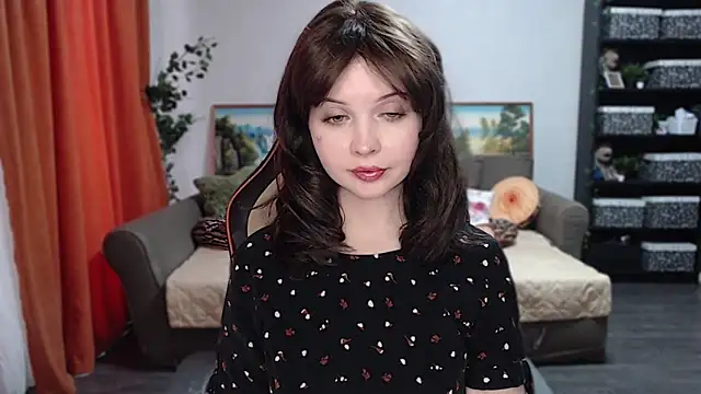 Snapshot of SYKE chatting on 14, 2, 2025 SYKE online show from 14, 2, 2025