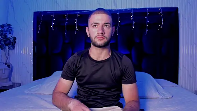 MaximusDick1  online show from 31, 3, 2026