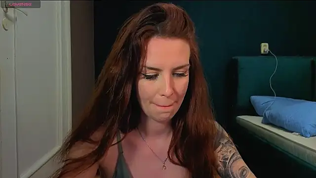 the perfectgirl online show from 15, 7, 2026