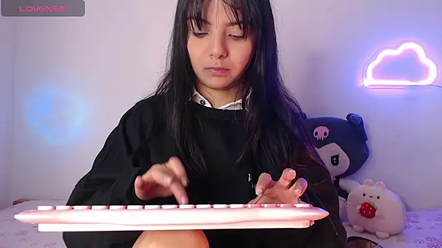 sofi soft  online show from 11, 11, 2025