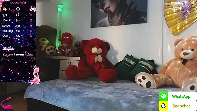 EvelynAisha online show from 21, 2, 2025