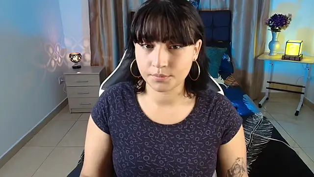 Snapshot of Pauilina chatting on 5, 12, 2024 Pauilina online show from 5, 12, 2024