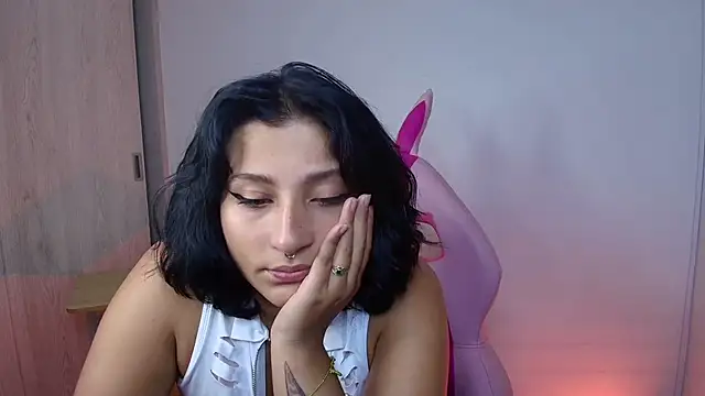 Snapshot of Pauilina chatting on 19, 1, 2025 Pauilina online show from 19, 1, 2025
