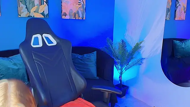 Snapshot of BRITHANY_SPARK chatting on 1, 10, 2025 BRITHANY SPARK online show from 1, 10, 2025