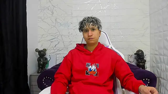 Im Milan Rs online show from 17, 2, 2025