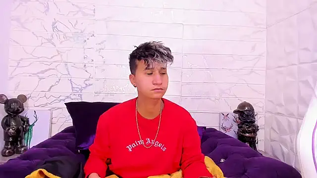 Im Milan Rs online show from 19, 2, 2025