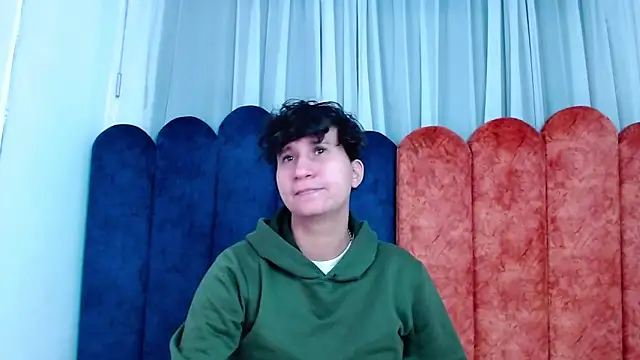 Im Milan Rs online show from 25, 9, 2025