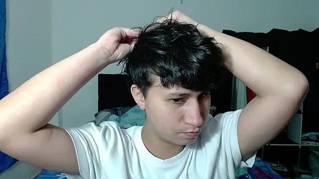 Snapshot of Im_Milan_Rs chatting on 1, 2, 2026 Im Milan Rs online show from 1, 2, 2026