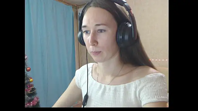 --Model--2 online show from 4, 1, 2025