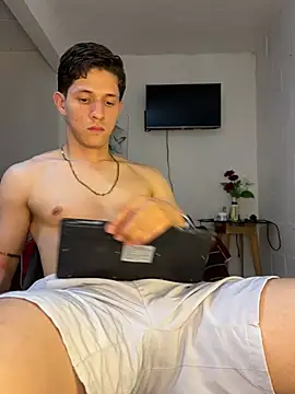 Snapshot of Bodyxx23 chatting on 18, 7, 2026 Bodyxx23 online show from 18, 7, 2026
