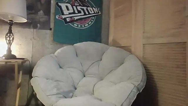 Snapshot of Edward_LongCock chatting on 31, 5, 2026 Edward LongCock online show from 31, 5, 2026
