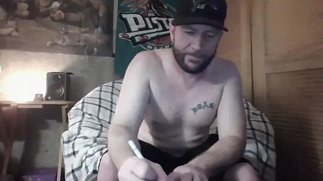 Snapshot of Edward_LongCock chatting on 28, 6, 2026 Edward LongCock online show from 28, 6, 2026