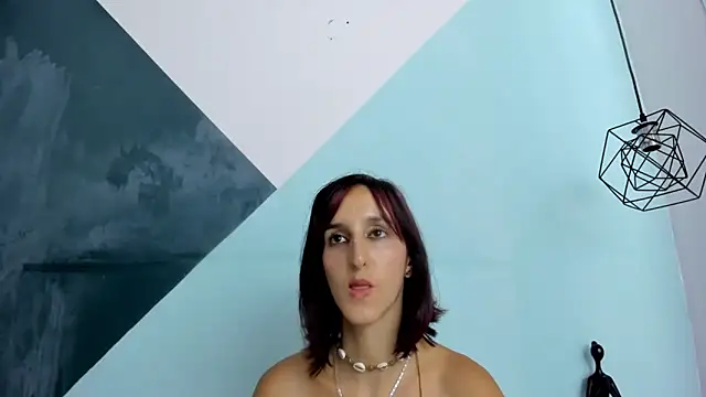 Snapshot of Ambar_Roux_ chatting on 7, 1, 2025 Ambar Roux  online show from 7, 1, 2025
