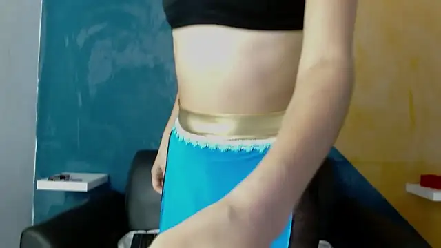 Snapshot of Ambar_Roux_ chatting on 9, 1, 2025 Ambar Roux  online show from 9, 1, 2025