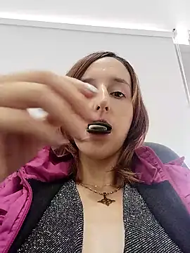 Ambar Roux  online show from 4, 11, 2025