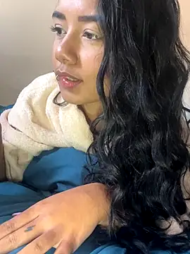 Snapshot of _Luana chatting on 2, 12, 2024  Luana online show from 2, 12, 2024