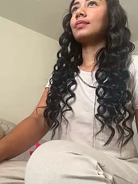 Snapshot of _Luana chatting on 26, 12, 2024  Luana online show from 26, 12, 2024