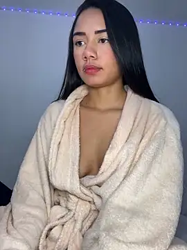 Snapshot of _Luana chatting on 13, 1, 2025  Luana online show from 13, 1, 2025