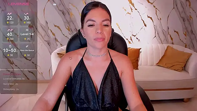 Snapshot of ValeriaRoldanX chatting on 8, 3, 2025 ValeriaRoldanX online show from 8, 3, 2025