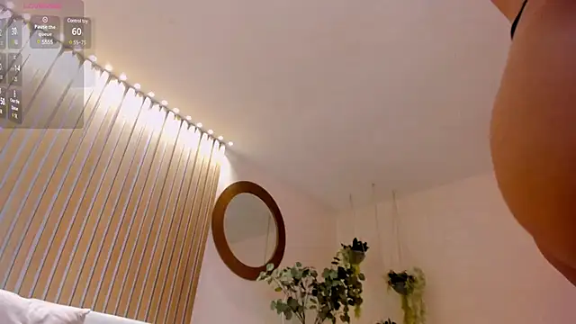 Snapshot of ValeriaRoldanX chatting on 22, 3, 2025 ValeriaRoldanX online show from 22, 3, 2025