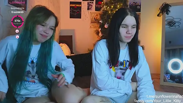 Snapshot of 812sunflowerinahat chatting on 8, 1, 2025 812sunflowerinahat online show from 8, 1, 2025