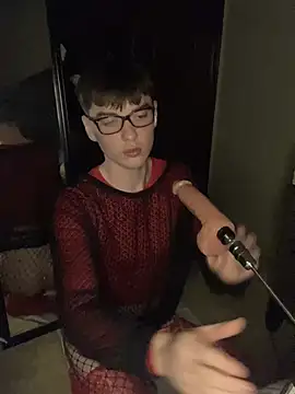 YourFavTwinkie online show from 6, 2, 2025