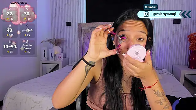 Valery wang online show from 15, 12, 2025