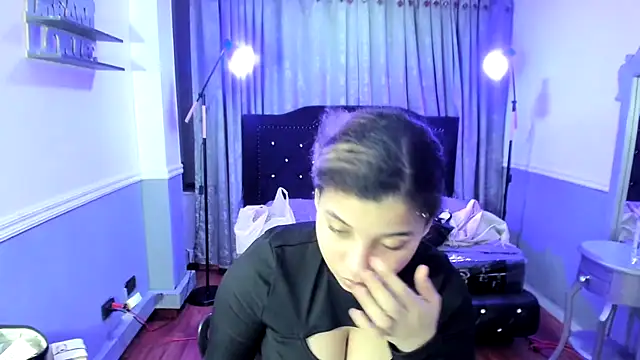 Mayaa ross online show from 18, 11, 2025