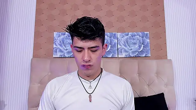 Ryan Clark  online show from 27, 12, 2024