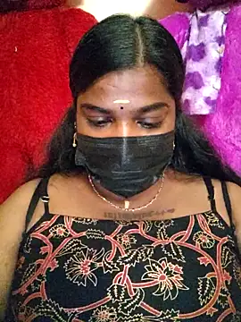 Snapshot of sulekha-mallu chatting on 17, 12, 2025 sulekha-mallu online show from 17, 12, 2025