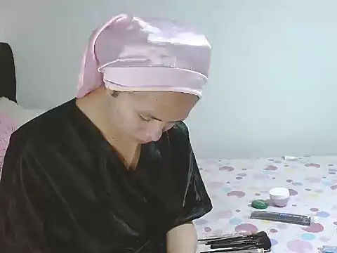 giuliana andrade online show from 10, 9, 2025