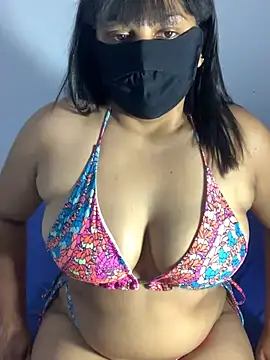 Snapshot of Jeroliee_viyana chatting on 5, 5, 2026 Jeroliee viyana online show from 5, 5, 2026