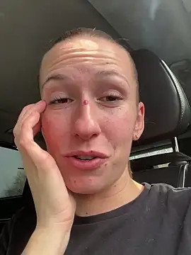 lola tentatiion online show from 21, 3, 2025