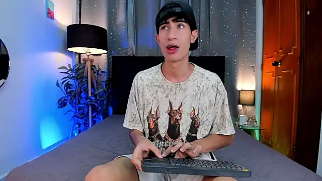 Snapshot of novaybrian chatting on 15, 1, 2025 novaybrian online show from 15, 1, 2025