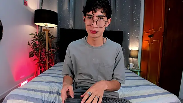 Snapshot of novaybrian chatting on 16, 1, 2025 novaybrian online show from 16, 1, 2025