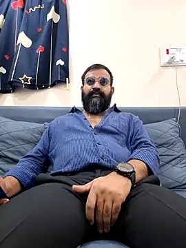 Fun Guuy online show from 4, 2, 2026