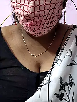 mallu-sumi online show from 18, 11, 2025