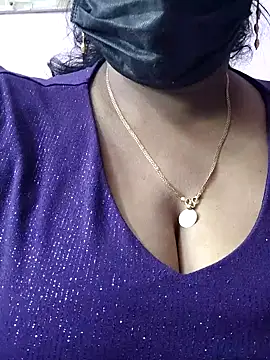 mallu-sumi online show from 12, 4, 2026