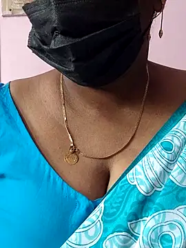 Snapshot of mallu-sumi chatting on 29, 4, 2026 mallu-sumi online show from 29, 4, 2026