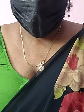Snapshot of mallu-sumi chatting on 1, 5, 2026 mallu-sumi online show from 1, 5, 2026