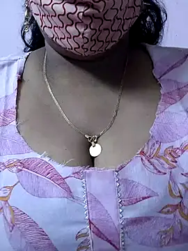 Snapshot of mallu-sumi chatting on 25, 5, 2026 mallu-sumi online show from 25, 5, 2026