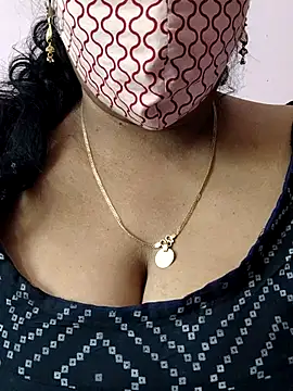 Snapshot of mallu-sumi chatting on 26, 5, 2026 mallu-sumi online show from 26, 5, 2026