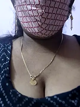 Snapshot of mallu-sumi chatting on 9, 6, 2026 mallu-sumi online show from 9, 6, 2026