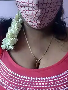 Snapshot of mallu-sumi chatting on 3, 7, 2026 mallu-sumi online show from 3, 7, 2026