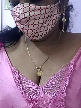 Snapshot of mallu-sumi chatting on 4, 7, 2026 mallu-sumi online show from 4, 7, 2026